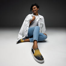 Load image into Gallery viewer, BumN - Women’s slip-on canvas shoes