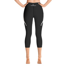 Load image into Gallery viewer, POSITION - BLACK - Yoga Capri Leggings