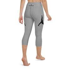 Load image into Gallery viewer, POSITION - GREY - Yoga Capri Leggings