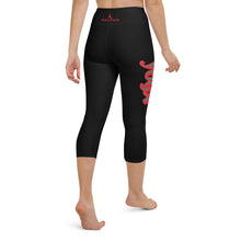 Load image into Gallery viewer, POSITION - BLACK & RED-Yoga Capri Leggings