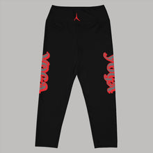 Load image into Gallery viewer, POSITION - BLACK & RED-Yoga Capri Leggings