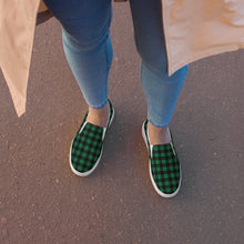 Load image into Gallery viewer, BumN - Women’s slip-on canvas shoes